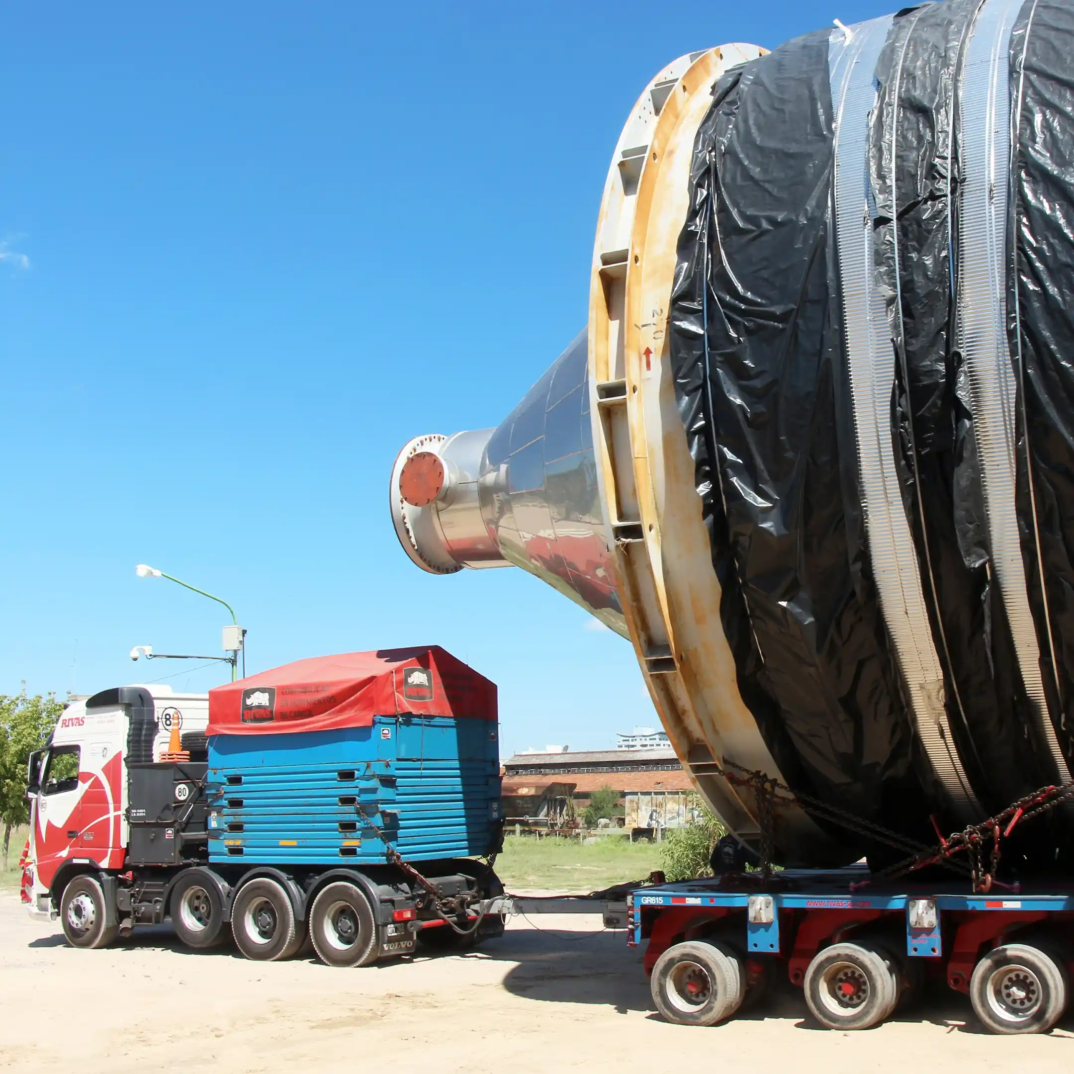 Transporte de carga sobredimensionada